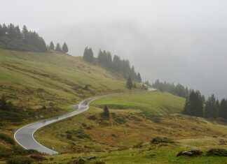 Do jakiego przebiegu warto kupić samochód? Do jakiego przebiegu warto kupić samochód?