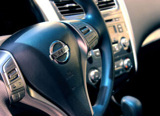 Jak krok po kroku sprowadzić samochód z USA