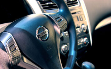 Jak krok po kroku sprowadzić samochód z USA